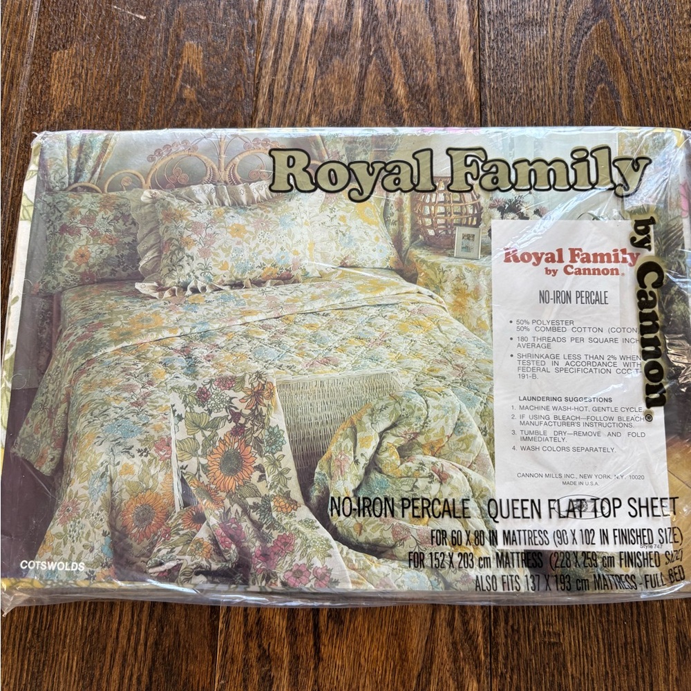 Canon Royal Family Queen Flat Sheet - Floral Pattern